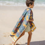 Tropical Tiger - Strandtuch für Kinder - schadstofffrei, schnelltrocknend  & sanft zur Haut (140cm x 70cm) - WOODSANDWAVES