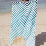 Mint Relaxation - Strandtuch für Kinder - schadstofffrei, schnelltrocknend  & sanft zur Haut (140cm x 70cm) - WOODSANDWAVES