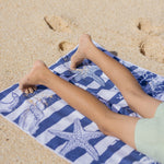 Tidal Treasures  - Strandtuch für Kinder - schadstofffrei, schnelltrocknend  & sanft zur Haut (140cm x 70cm) - WOODSANDWAVES