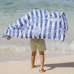 Tidal Treasures  - Strandtuch für Kinder - schadstofffrei, schnelltrocknend  & sanft zur Haut (140cm x 70cm) - WOODSANDWAVES