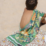 Jungle Tales - Strandtuch für Kinder - schadstofffrei, schnelltrocknend  & sanft zur Haut (140cm x 70cm) - WOODSANDWAVES