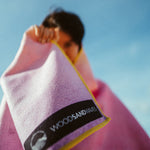 Peaceful Heaven - Sandabweisendes Strandtuch mit Geheimfach - WOODSANDWAVES