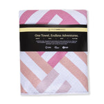 Pink Relaxation  - Strandtuch für Kinder - schadstofffrei, schnelltrocknend  & sanft zur Haut (140cm x 70cm) - WOODSANDWAVES