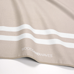 Duschhandtuch aus Premium Mikrofaser - angenehm auf der Haut - WOODSANDWAVES