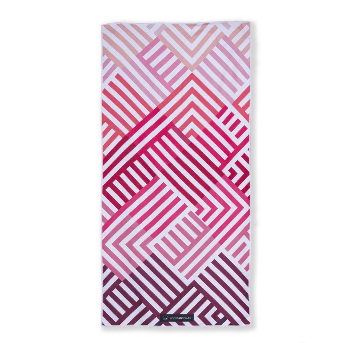 Pink Relaxation - Strandtuch für Kinder - schadstofffrei, schnelltrocknend & sanft zur Haut (140cm x 70cm) - WOODSANDWAVES