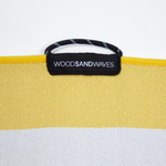 Duschhandtuch aus Premium Mikrofaser - angenehm auf der Haut - WOODSANDWAVES