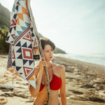 Warm Earth - Sandabweisendes Strandtuch mit Geheimfach - WOODSANDWAVES