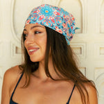 Bandana Handtuch - Mikrofaser - WOOSDANDWAVES - Kopfbedeckeung und Kopftuch mit Sonnenschutz und LSF - Breezy Blooms