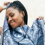 Strandtuch im Mosaik Design - aus leichter Mikrofaser -saugfähig und schnelltrocknend - WOODSANDWAVES