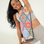 Mosaics - Sporthandtuch mit Magnet & Zipper-Tasche - WOODSANDWAVES