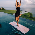 Patient Path - Rutschfestes Yoga-Handtuch mit Silikon-Noppen - WOODSANDWAVES