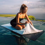 Mystic Mandala - Rutschfestes Yoga-Handtuch mit Silikon-Noppen - WOODSANDWAVES