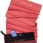 Clear Red - Sporthandtuch mit Magnet & Zipper-Tasche - WOODSANDWAVES