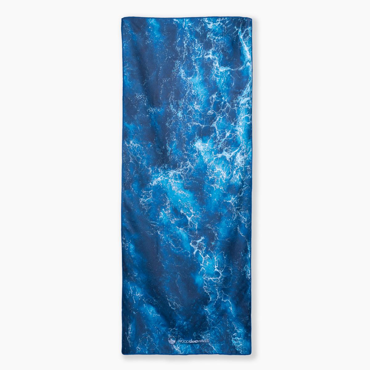 Wild Ocean - Zandbestendig strandlaken met geheim vak (180 cm x 80 cm)