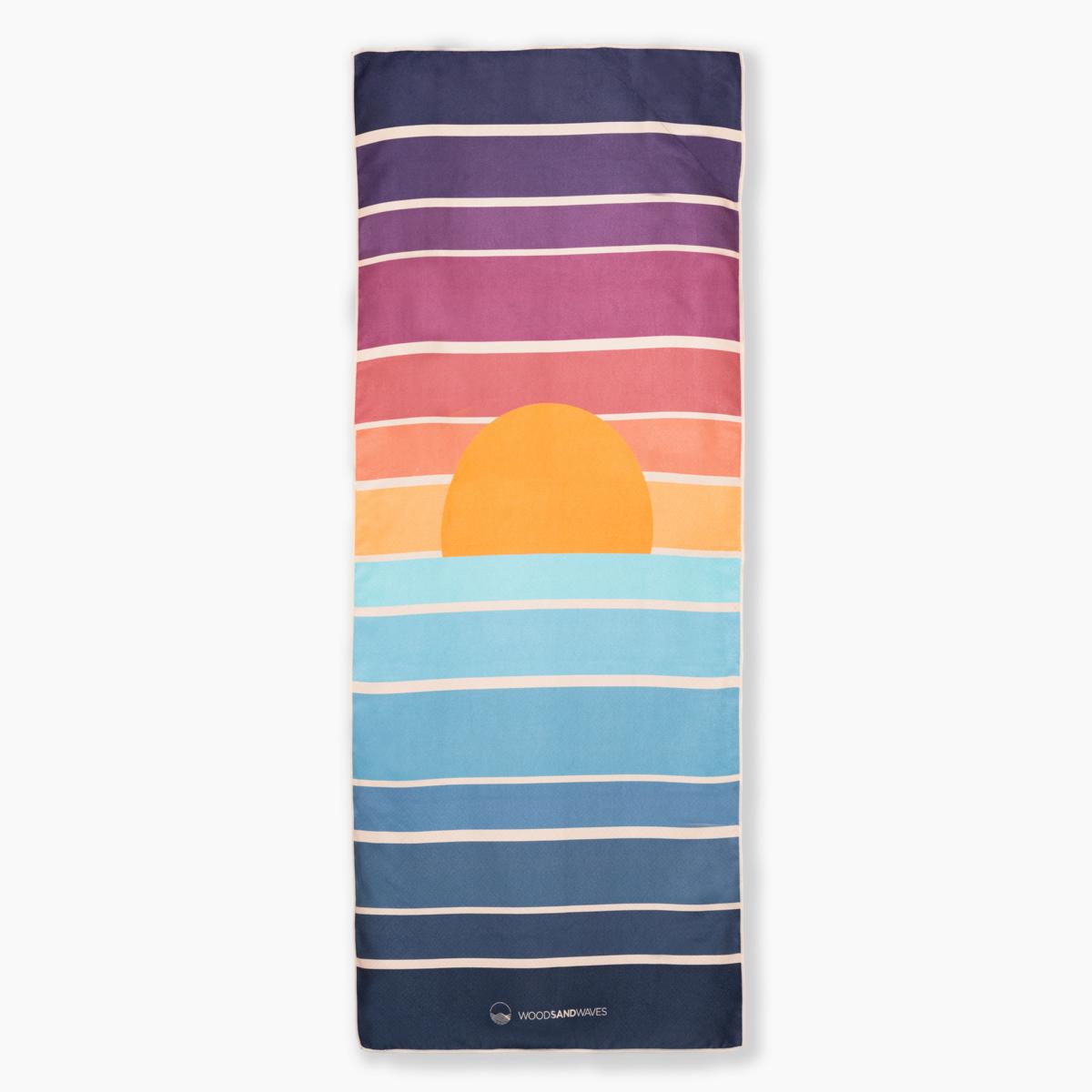 Sunset Stripes - Sandabweisendes Strandtuch mit Geheimfach (180cm x 80cm) - WOODSANDWAVES