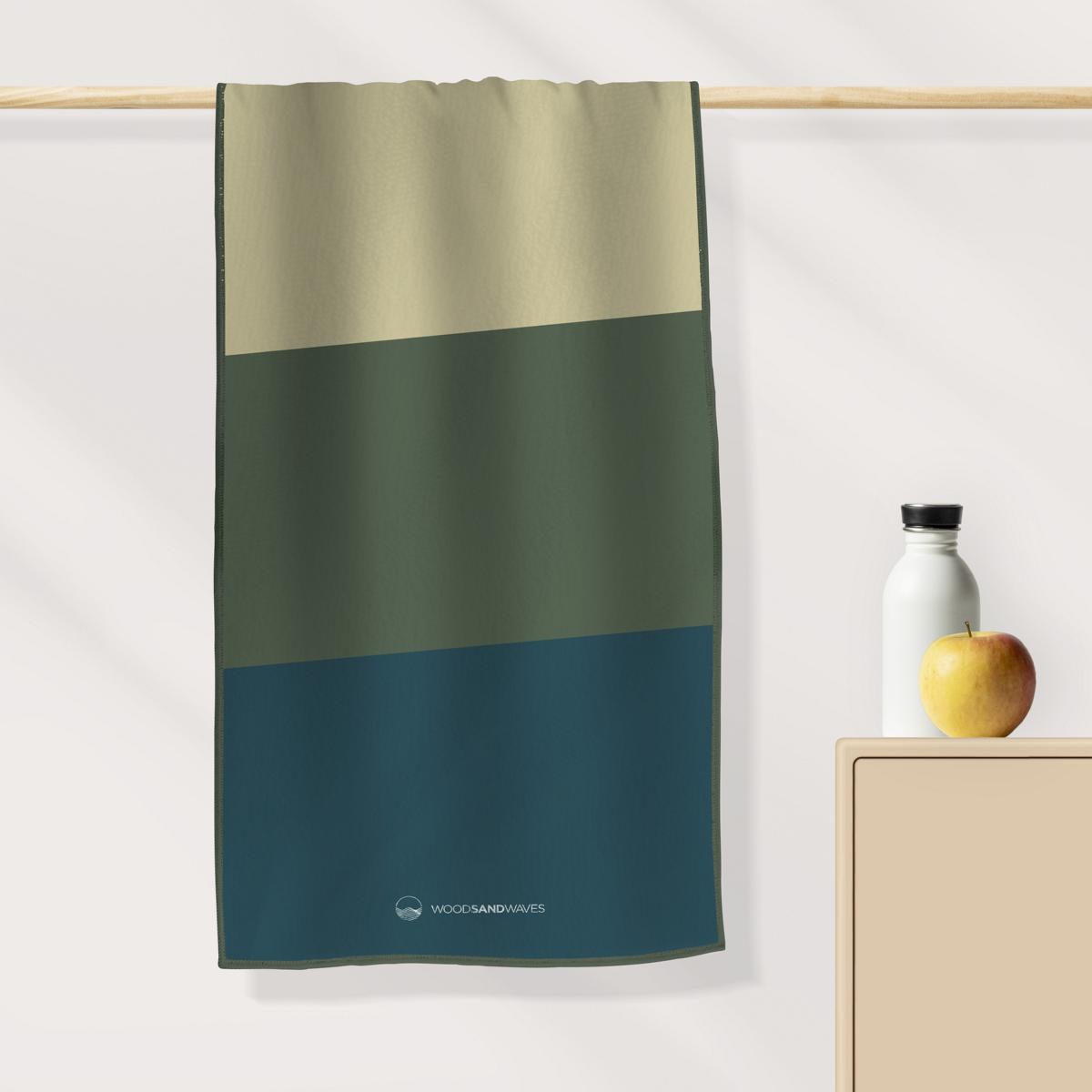 Summit Stripes I - Ultra-leichtes Outdoor-und Wanderhandtuch - 80cm x 40cm - WOODSANDWAVES
