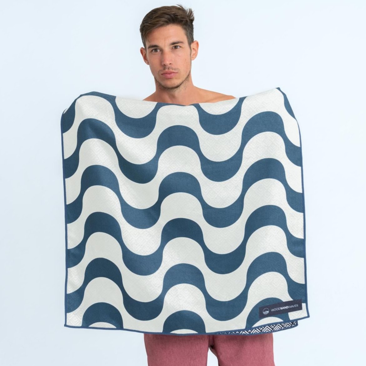 Copacabana - schnelltrocknendes Duschhandtuch aus Premium Mikrofaser - angenehm auf der Haut - 140 x 70cm - WOODSANDWAVES