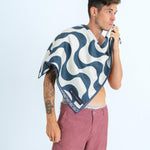 Copacabana - schnelltrocknendes Duschhandtuch aus Premium Mikrofaser - angenehm auf der Haut - 140 x 70cm - WOODSANDWAVES