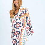 Warm Earth - schnelltrocknendes Duschhandtuch aus Premium Mikrofaser - angenehm auf der Haut - 140 x 70cm - WOODSANDWAVES