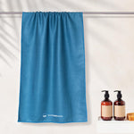 Clear Blue  - schnelltrocknendes Duschhandtuch aus Premium Mikrofaser -  angenehm auf der Haut - 140 x 70cm - WOODSANDWAVES