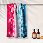 Kaleidoscope - schnelltrocknendes Duschhandtuch aus Premium Mikrofaser -  angenehm auf der Haut - 140 x 70cm - WOODSANDWAVES