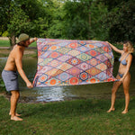 Mosaics - Stranddecke XXL - 180cm x 160cm - leicht, kompakt & sandabweisend - WOODSANDWAVES