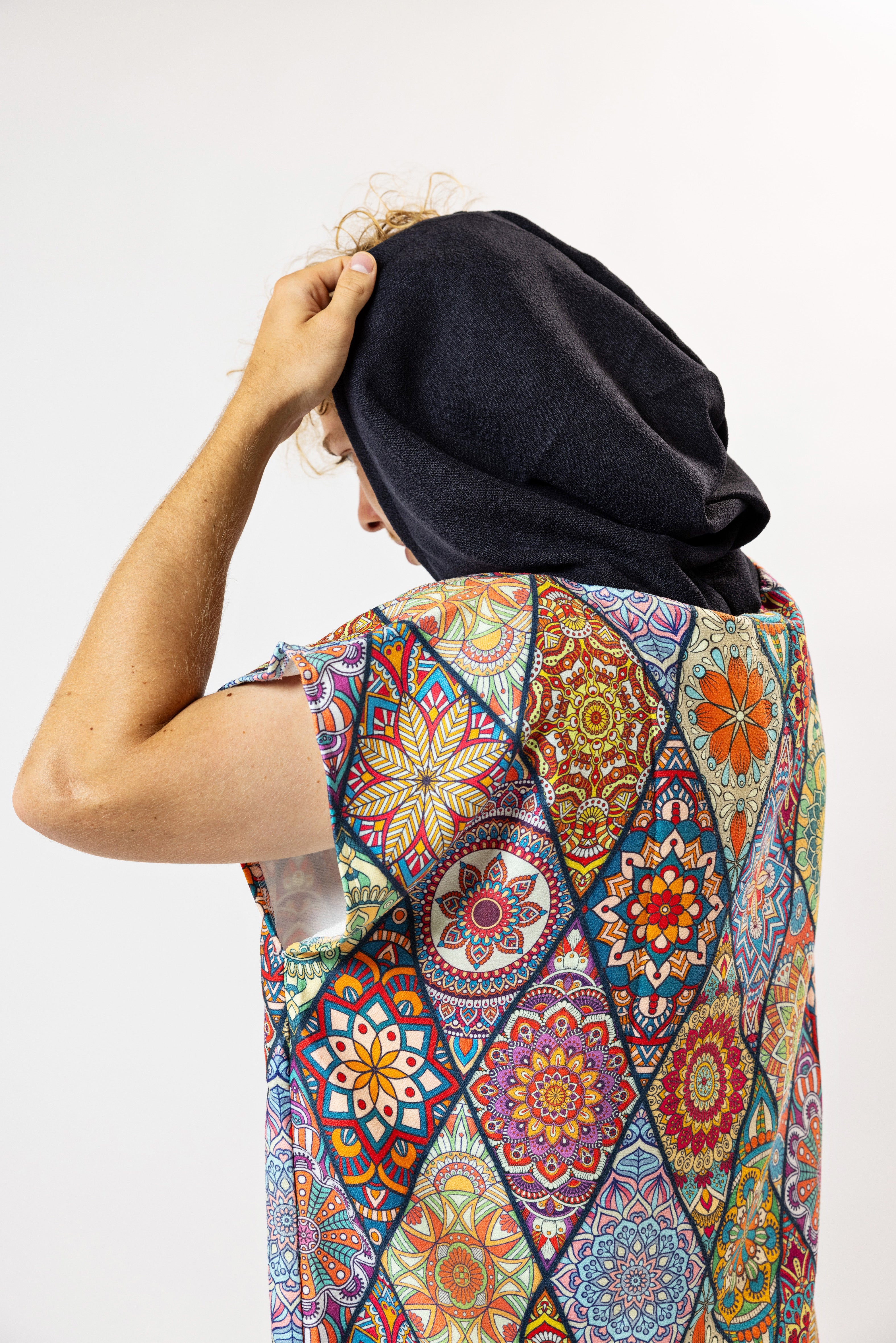 Surf-Poncho Mosaics - für Frauen & Männer - aus schnelltrocknender und ultra-leichter Mikrofaser - WOODSANDWAVES