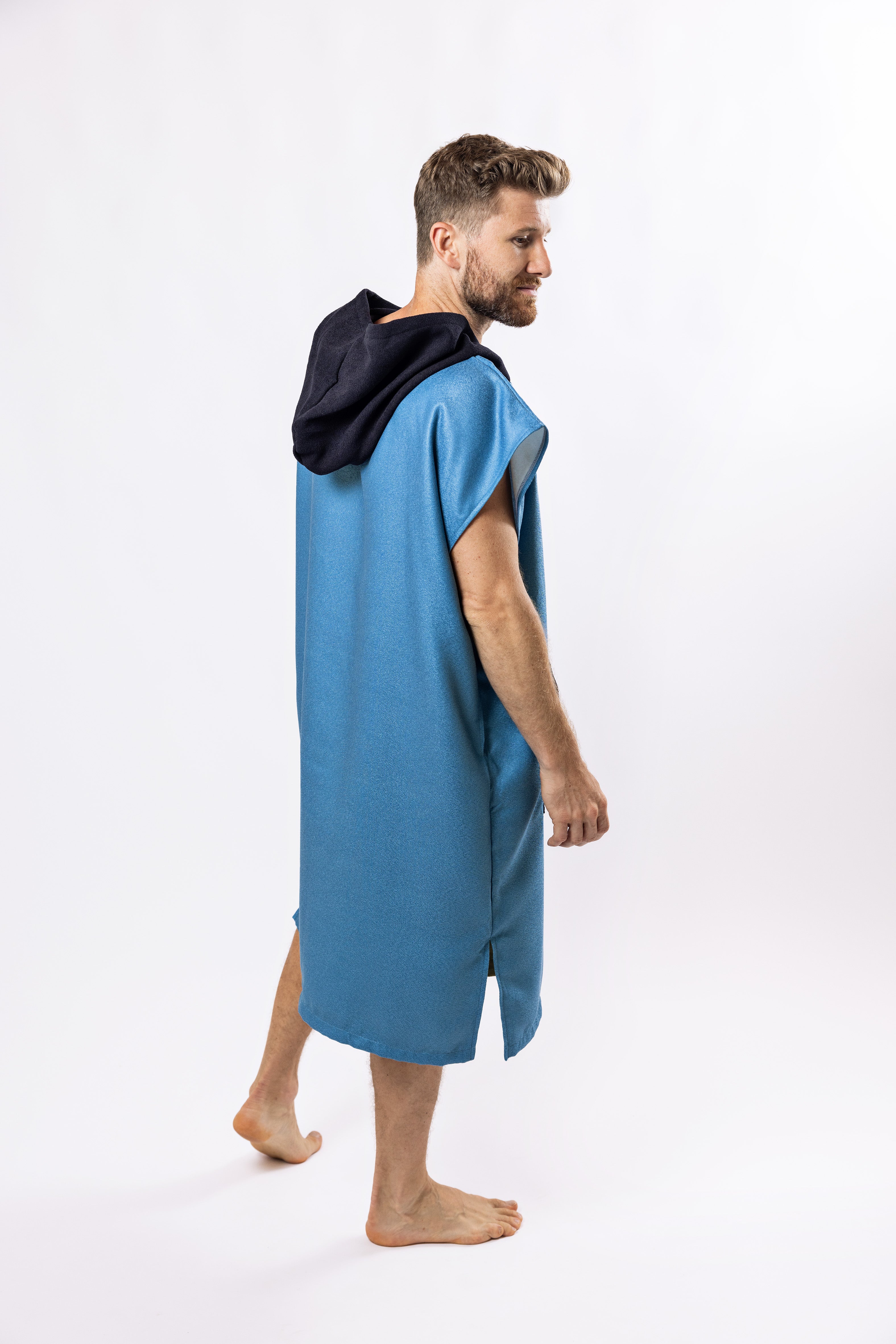 Surf-Poncho Clear Blue - für Frauen & Männer - aus schnelltrocknender und ultra-leichter Mikrofaser - WOODSANDWAVES