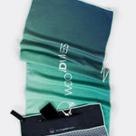 Green Temptation - Sporthandtuch mit Magnet & Zipper-Tasche - WOODSANDWAVES