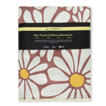 Flower Breeze - Stranddecke XXL - 180cm x 160cm - leicht, kompakt & sandabweisend - WOODSANDWAVES