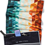 Kaleidoscope Orange - Sporthandtuch mit Magnet & Zipper-Tasche - WOODSANDWAVES