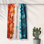 Kaleidoscope Orange - Sandabweisendes Strandtuch mit Geheimfach - WOODSANDWAVES