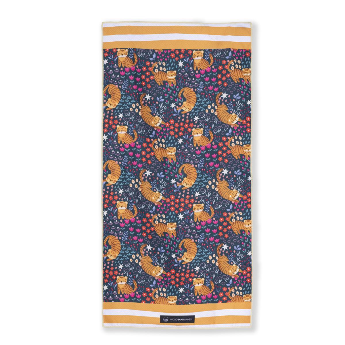 Tropical Tiger - Strandtuch für Kinder - schadstofffrei, schnelltrocknend  & sanft zur Haut (140cm x 70cm) - WOODSANDWAVES