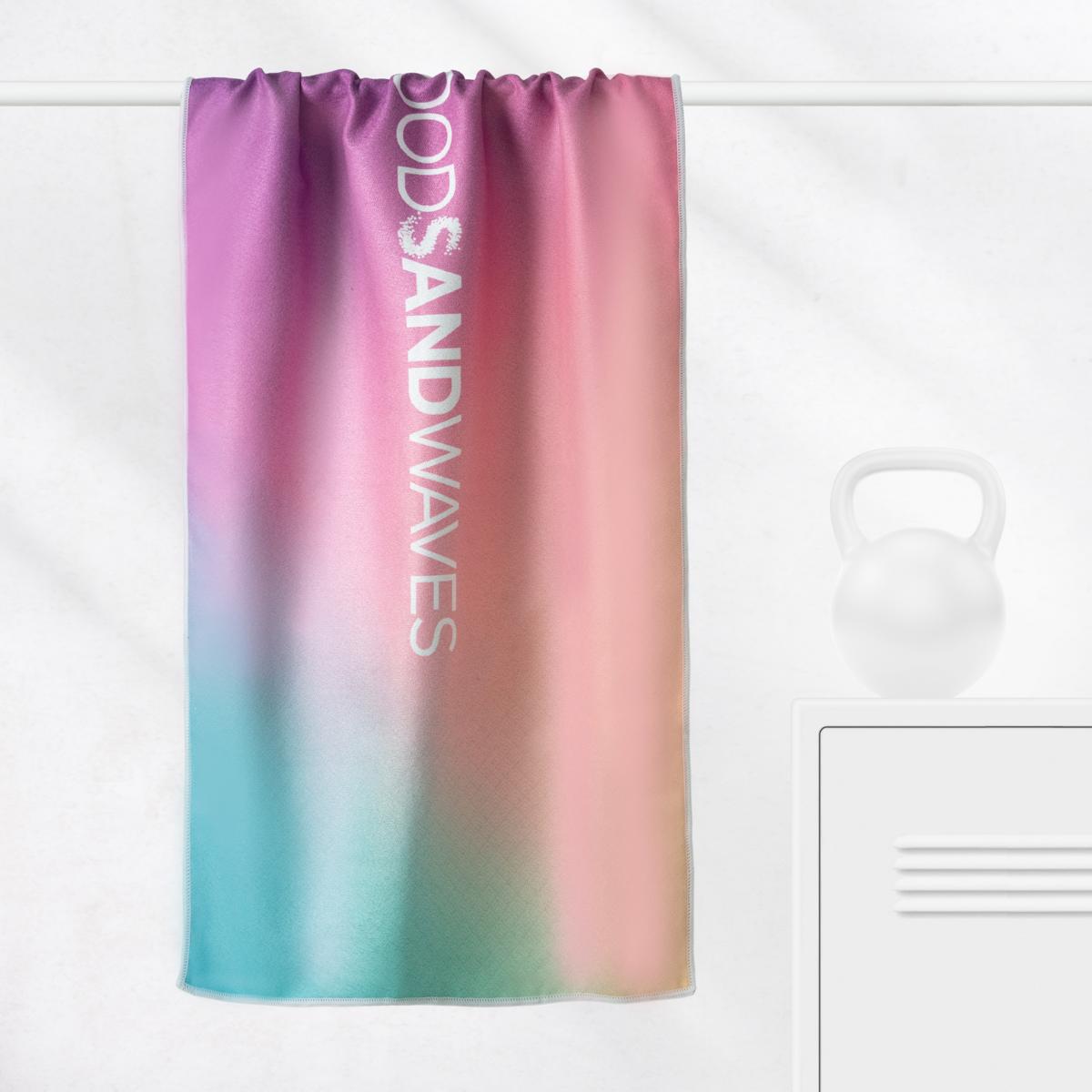 Colourful Temptation - Sporthandtuch mit Magnet & Zipper-Tasche - WOODSANDWAVES