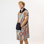 Surf-Poncho Mosaics - für Frauen & Männer - aus schnelltrocknender und ultra-leichter Mikrofaser - WOODSANDWAVES