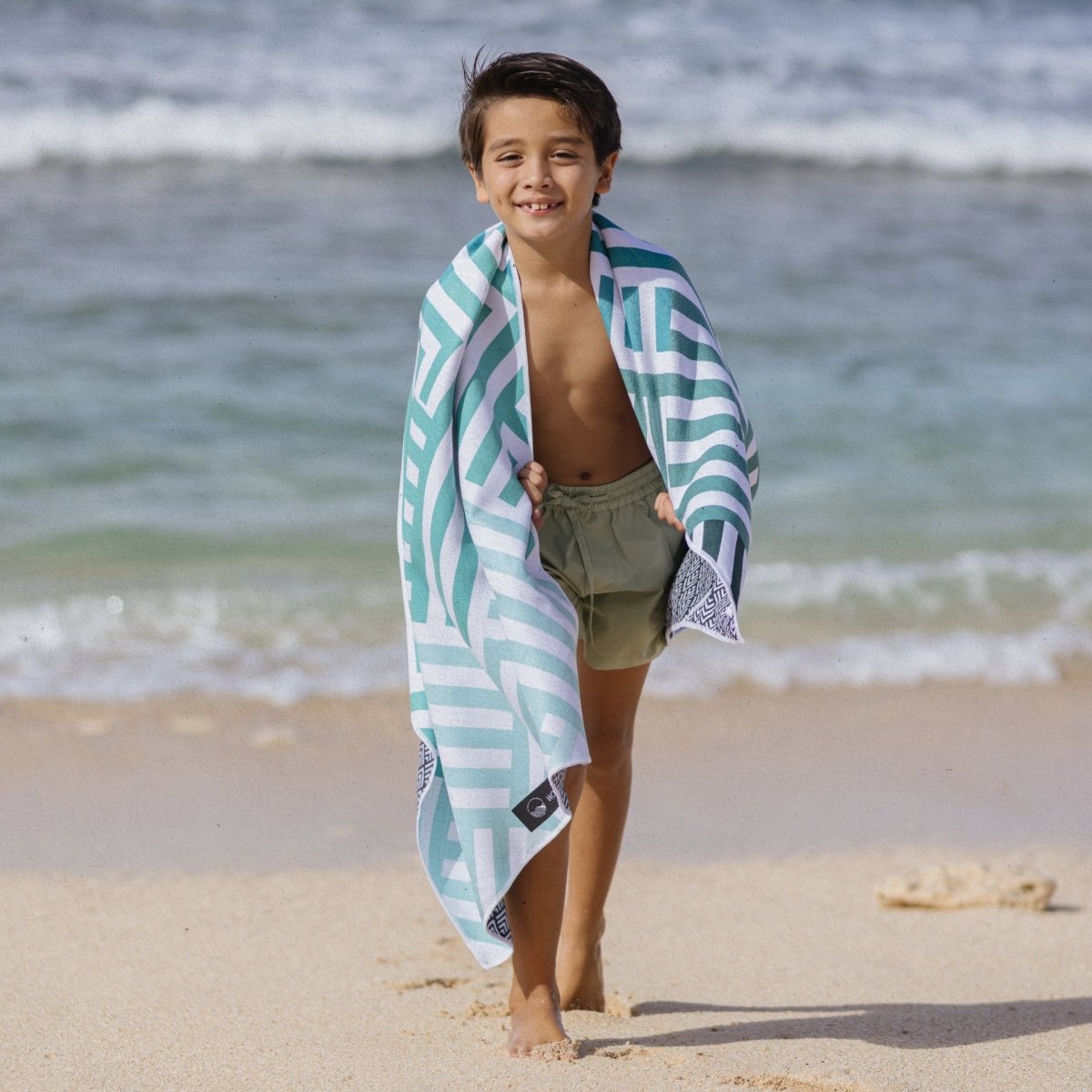 Mint Relaxation - Strandtuch für Kinder - schadstofffrei & sanft zur Haut - woodsandwaves.co