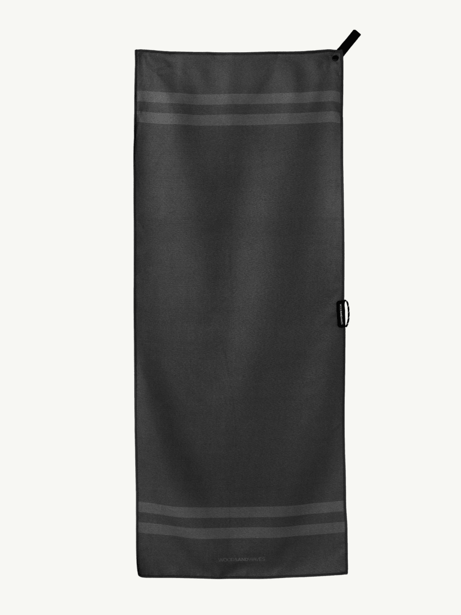 Striphes Phantom - Sporthandtuch mit Magnet, Reißverschlusstasche & BenchLock - Überzug - woodsandwaves.co